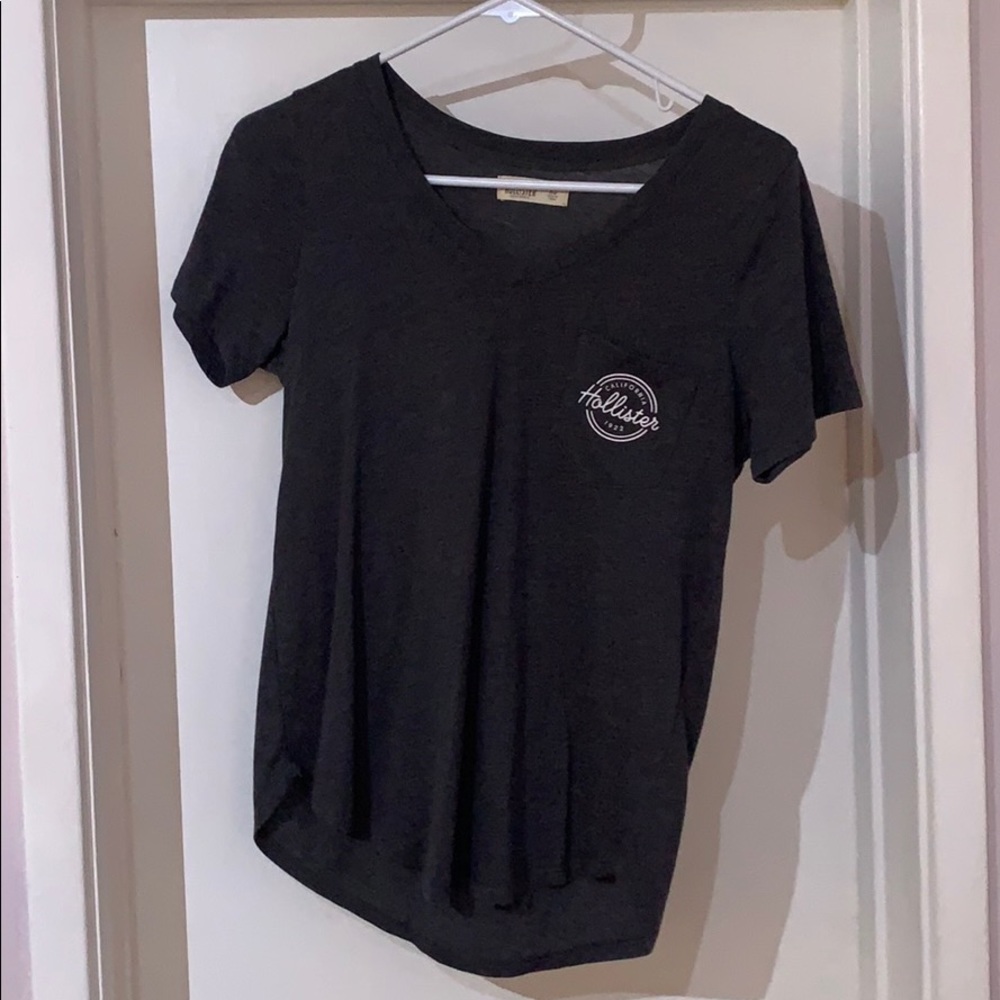 Hollister tee